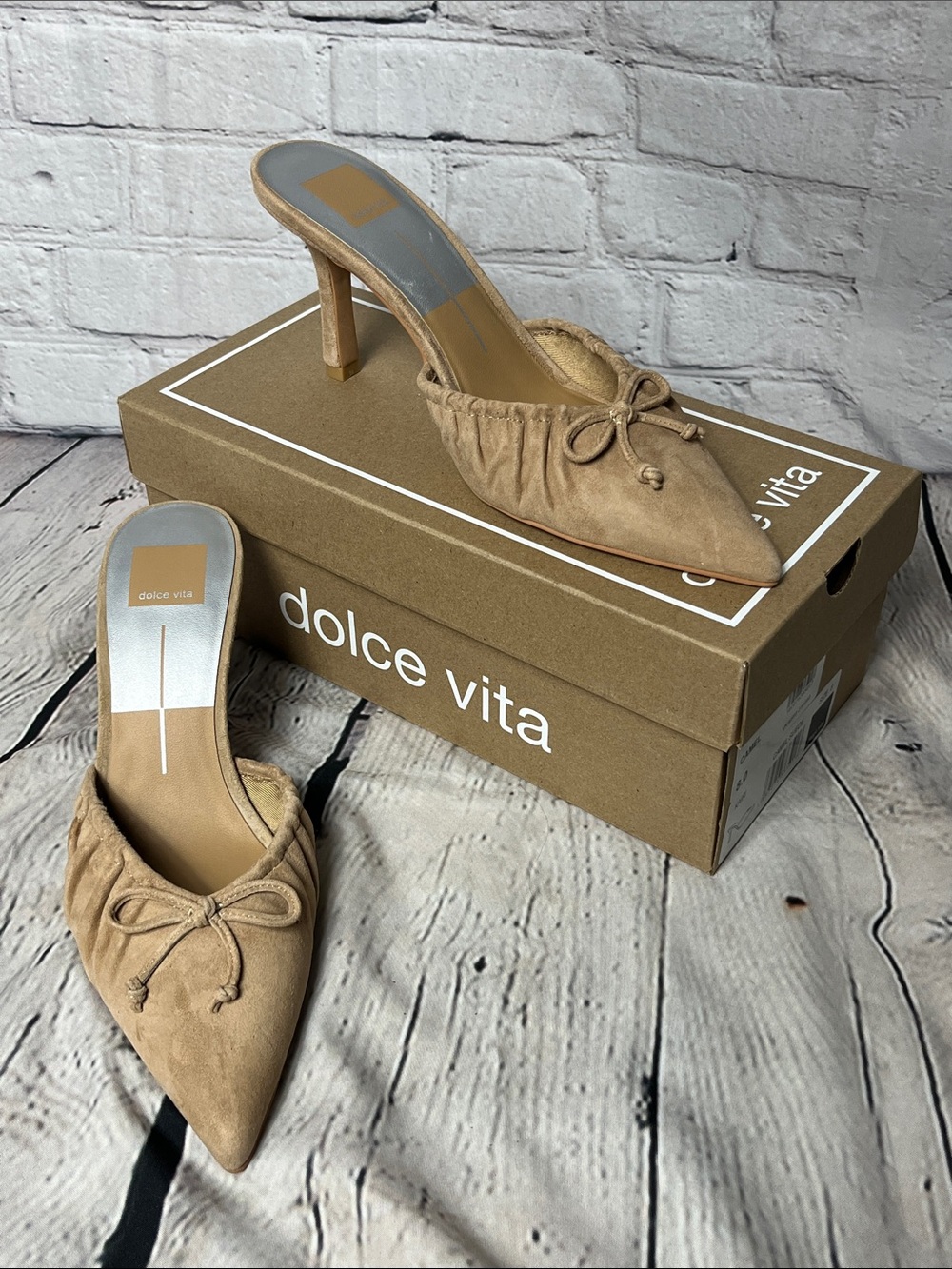 Dolce Vita Tan Suede Pointed Heelswith Bow Accent
